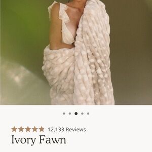 Lola Ivory Fawn Blanket
